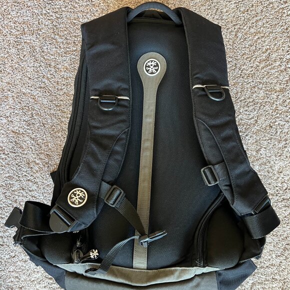 Crumpler Whickey and Cox Backpack (Grey) - Picture 4 of 7